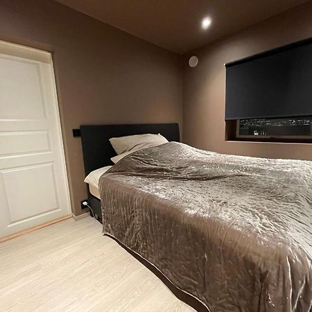 Beautiful Top Apartment Close To City Centre Тромсьо Екстериор снимка